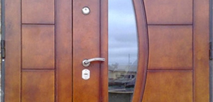 На Рублевке установлена бронированная дверь