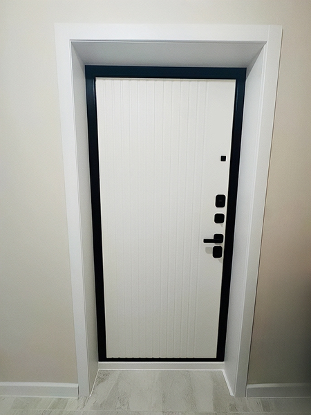 Белая панель МДФ внутри