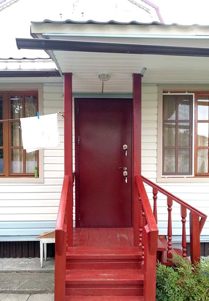 Дверь «красный крокодил»