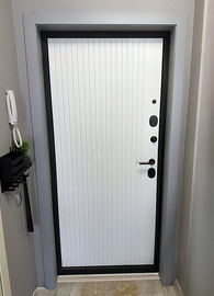 Дверь для квартиры с МДФ