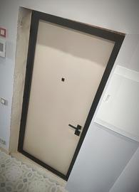 Дверь с МДФ накладками, фото изнутри