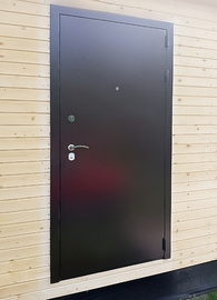 Дверь с порошковым покрытием для хозблока