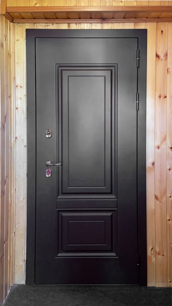 Дверь с выдавленным рисунком