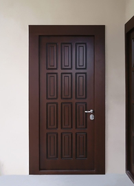 Дверь внутреннего открывания, фото снаружи