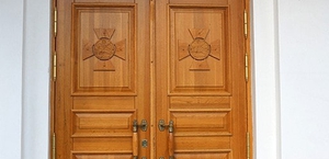 Входные двери для храма и церкви на заказ