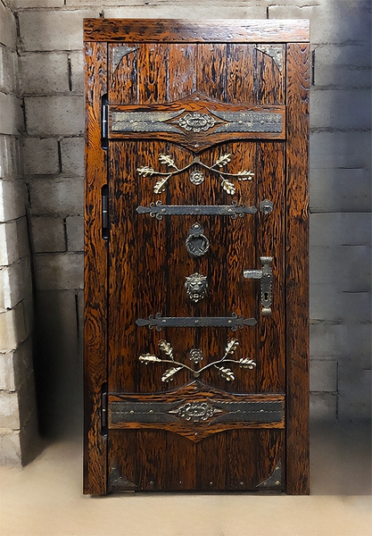Эксклюзивная дверь с ковкой