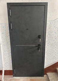 Квартирная дверь с МДФ