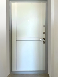 МДФ дверь в квартиру, фото изнутри