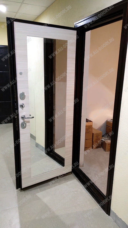 Наши работы в сентябре: монтаж квартирных дверей с МДФ-панелями