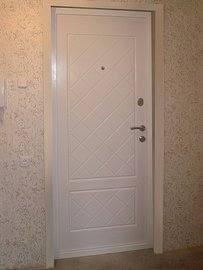 Металлическая МДФ дверь, фото внутренней стороны