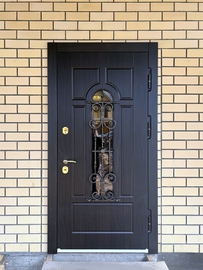 Остекленная дверь, вид снаружи