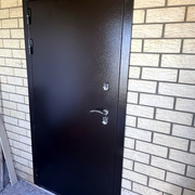 Фото металлических дверей с порошковым напылением