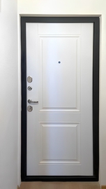 Стальная дверь с МДФ, внутренняя сторона