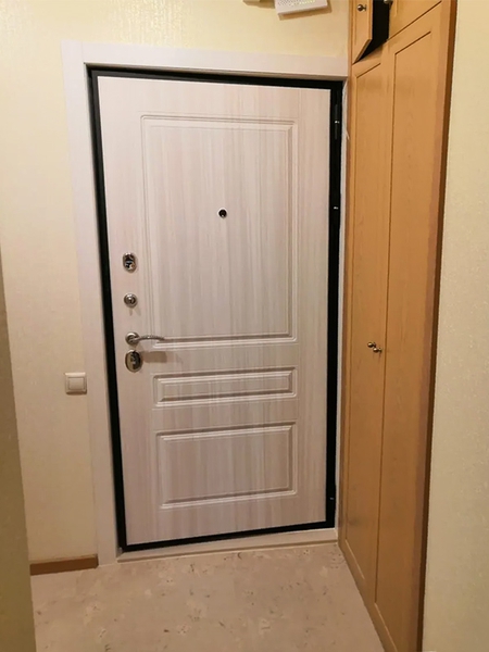 Светлая панель из МДФ