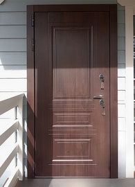 Уличная дверь с МДФ