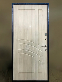 Внутренняя сторона двери с МДФ плитой