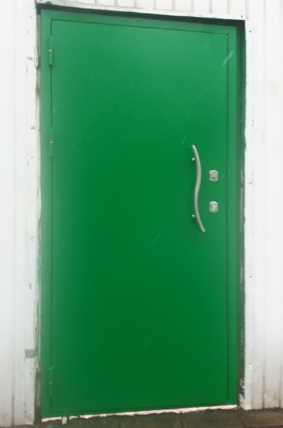 Зеленая дверь