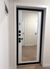 Зеркальная вставка внутри