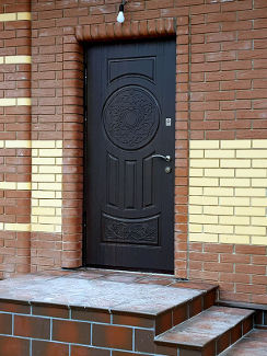Дверь с МДФ венге