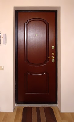 Филенчатая дверь